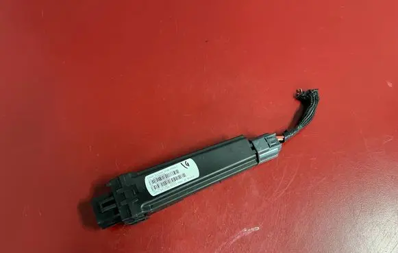 Chrysler Town u0026 Country V Sliding door control unit/module 68079909AB
