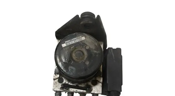 Skoda Octavia Mk2 (1Z) ABS Pump 1K0614517AT 1K0907379AJ