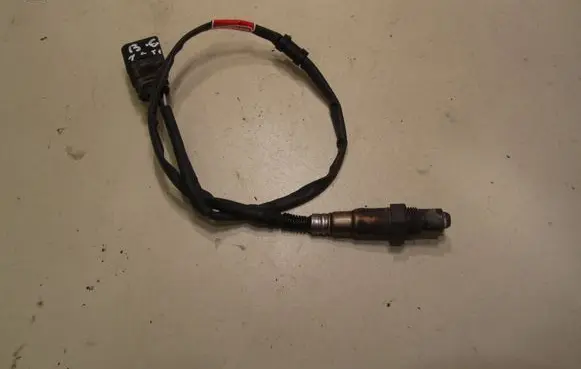 Volkswagen PASSAT B6 Lambda probe sensor 03C906262AH 008042