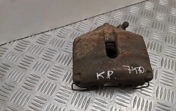 Volkswagen PASSAT B6 Front brake caliper 581