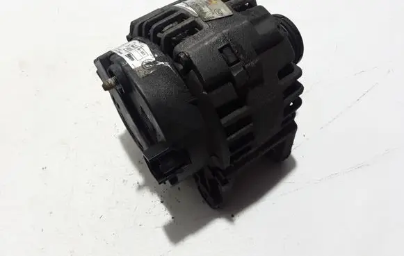 Renault Master II Generator/alternator 8200690202