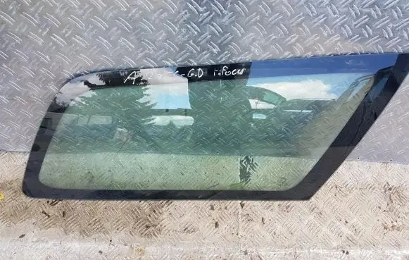 Ford Focus Rear side window