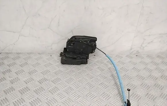 BMW 2 F45 Front door lock 7281934