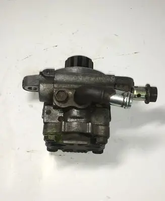 Toyota Land Cruiser (J120) Power steering pump GA403