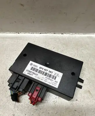 Volkswagen PASSAT B6 Tow bar trailer control unit/module 8P0907383 506077