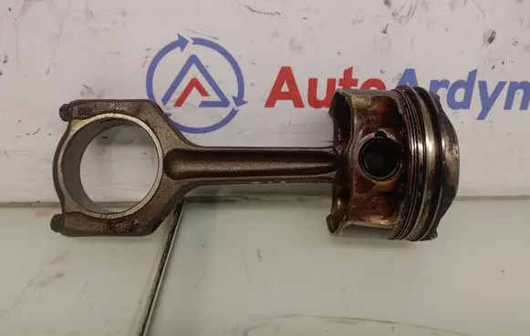 BMW X5 E70 Piston with connecting rod 7624615 11247624615 8619196