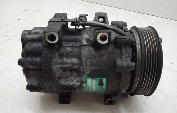 Volvo V50 Air conditioning (A/C) compressor (pump) 7828206424