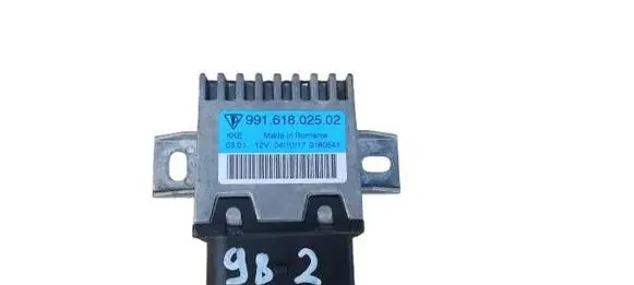 Porsche 718 Cayman 982 982c Fuel injection pump control unit/module 99161802502