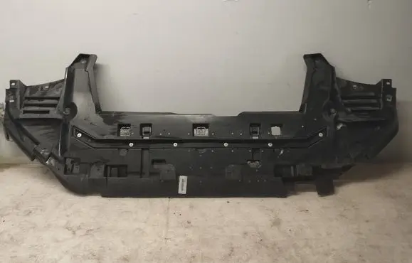 Peugeot Traveller Front bumper skid plate/under tray 7478804 9849885680