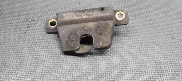 Seat Toledo I (1L) Tailgate/trunk/boot lock/catch/latch 321827506A