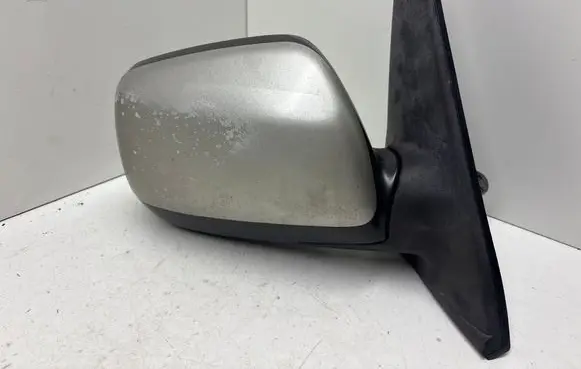 Toyota Corolla Verso E121 Front door electric wing mirror 012153