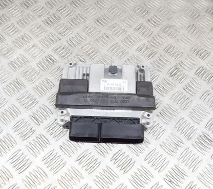 Audi A5 8T 8F Engine control unit/module 03L906018JC 0281018128
