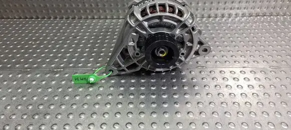 Mercedes-Benz GLA W156 X156 Generator/alternator A0009063322