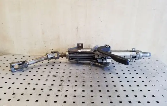 Steering wheel axle set