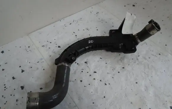 Air intake hose/pipe