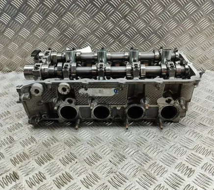 Ford Mustang VI Engine head FR3E6C064CB