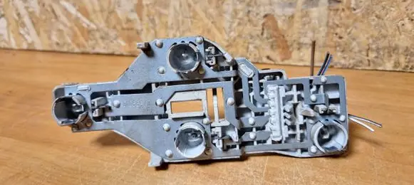 Skoda Octavia Mk2 (1Z) Tail light bulb cover holder 1z9945257