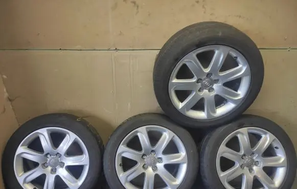 Audi A7 S7 4G R18 alloy rim 