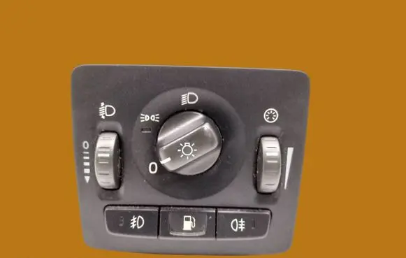 Volvo V50 Light switch 30739300