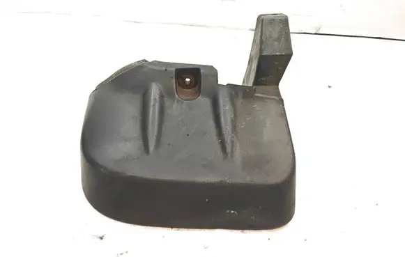 Mitsubishi L200 Front mudguard MN117447