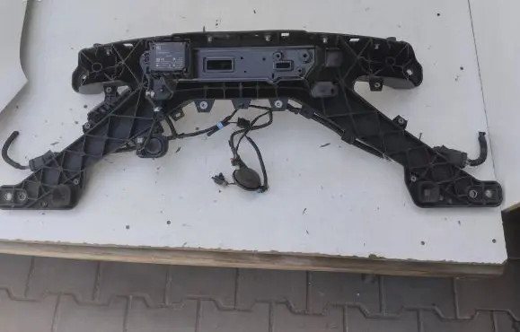 Tesla Model 3 Front bumper support beam 111828900J