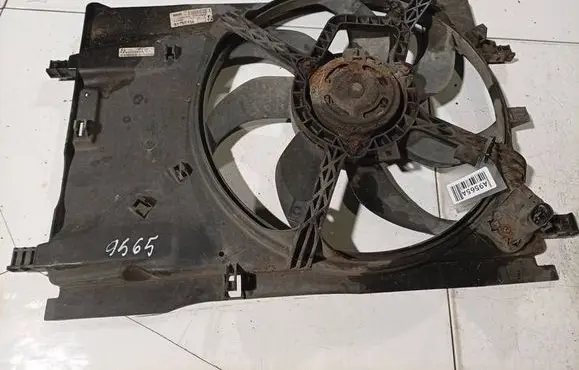 Fiat Grande Punto Radiator cooling fan shroud E5502005