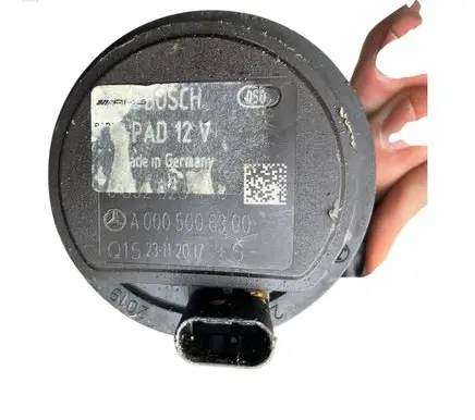Mercedes-Benz GLE W167 Electric auxiliary coolant/water pump A0005006300