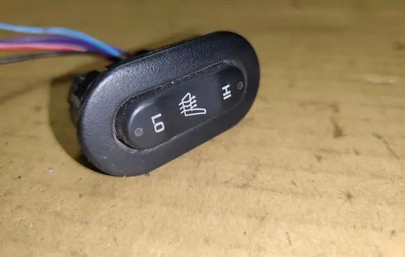 Chrysler PT Cruiser Seat heating switch 0QP36DX9AD