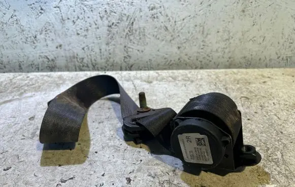Jeep Grand Cherokee WL Rear seatbelt 6504198 P6XH92TX7AA TSY228212325