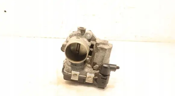 Volkswagen Golf VII Throttle body valve 04C133062C