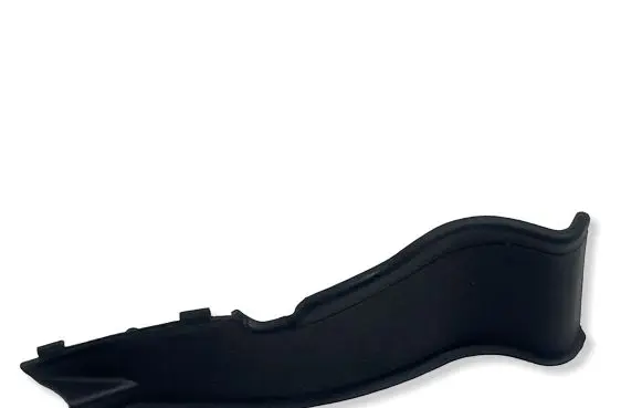 Nissan Rogue Fender end trim 668956RA1A