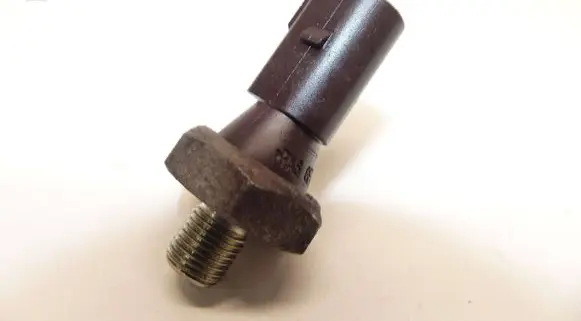 Volkswagen Tiguan Allspace Oil pressure sensor 038919081H