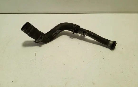 Opel Zafira C Engine coolant pipe/hose 55583807
