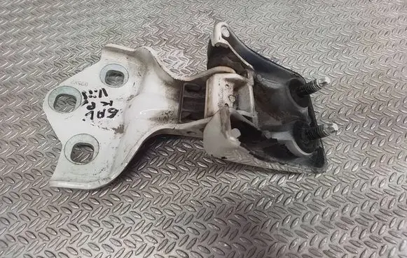 Toyota Proace Rear door upper hinge 9820032180
