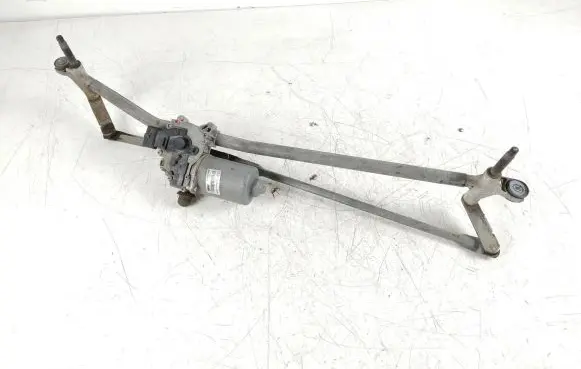 Nissan NV400 Front wiper linkage and motor 8200734788 141409360