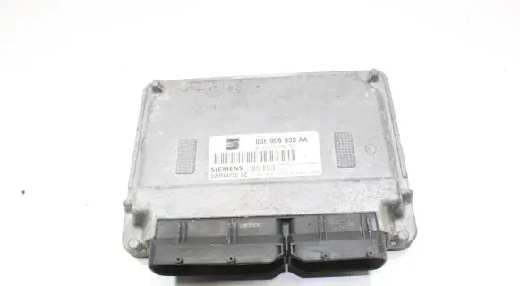 Seat Ibiza III (6L) Engine control unit/module 03E906033AA 5WP44225