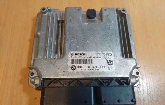 BMW 3 F30 F35 F31 Engine control unit/module ECU 0281035428 8475350 171023168