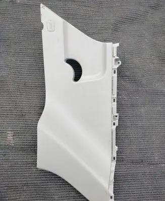 SsangYong Korando Tailgate/trunk side cover trim 