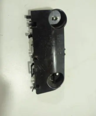 Nissan Micra Front bumper mounting bracket 622243HN0A
