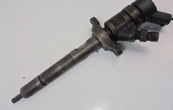 Ford Focus C-MAX Fuel injector 1609849680