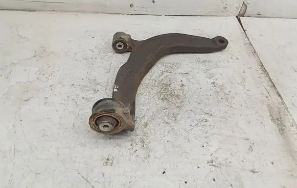 Volkswagen Transporter - Caravelle T5 Front lower control arm/wishbone