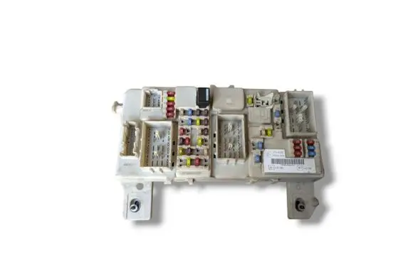 Ford Focus Comfort/convenience module 5192421 7M5T-14A073-CB