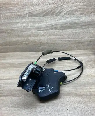 Toyota Avensis T250 Rear door lock AVENSISDOORLOCK