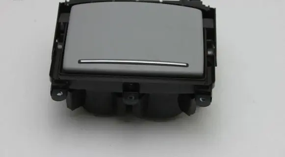 Cup holder front