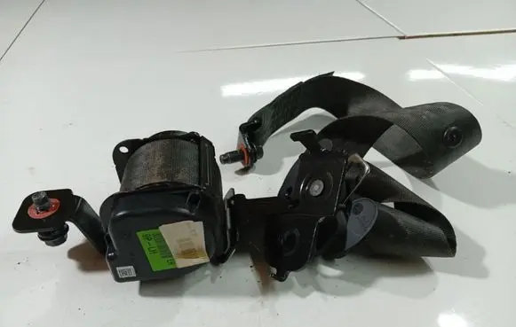 Hyundai ix35 Rear seatbelt 898102Y2009P