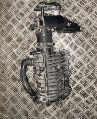 Ford Fiesta Intake manifold 1047092S01