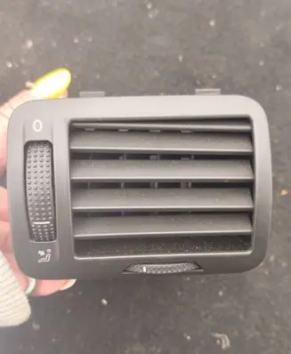 Volkswagen PASSAT B5.5 Dashboard side air vent grill/cover trim 3B0819704D 3B0819704