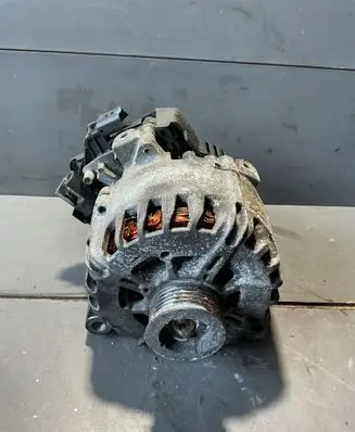 Peugeot 308 Generator/alternator 9674646180