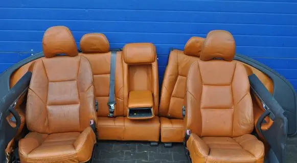 Volvo V70 Seat and door cards trim set 