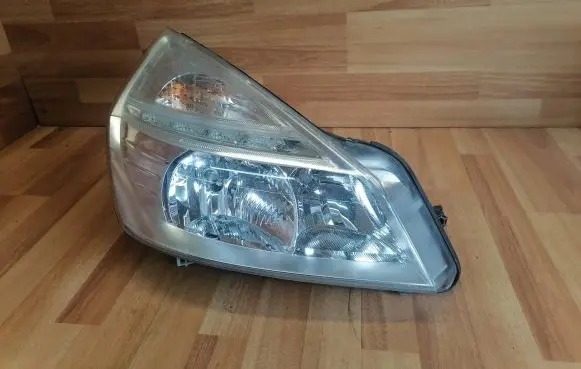 Renault Espace IV Headlight/headlamp 260101238R 260109692R 89904970